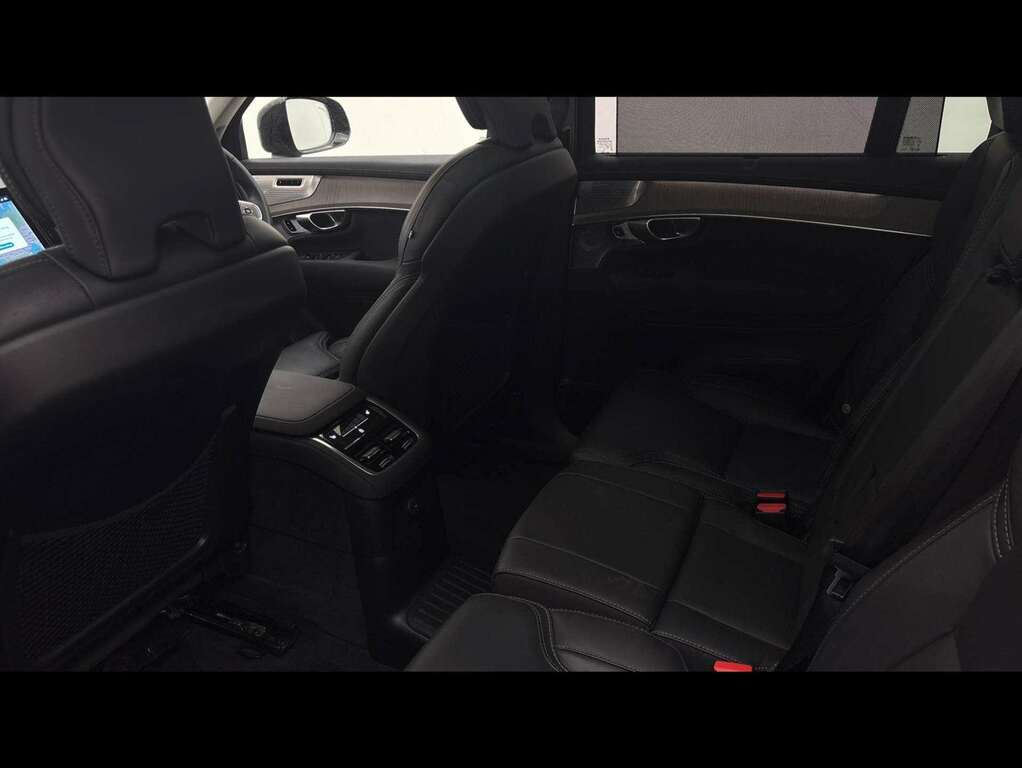 Volvo XC90 Ultra Blue #13