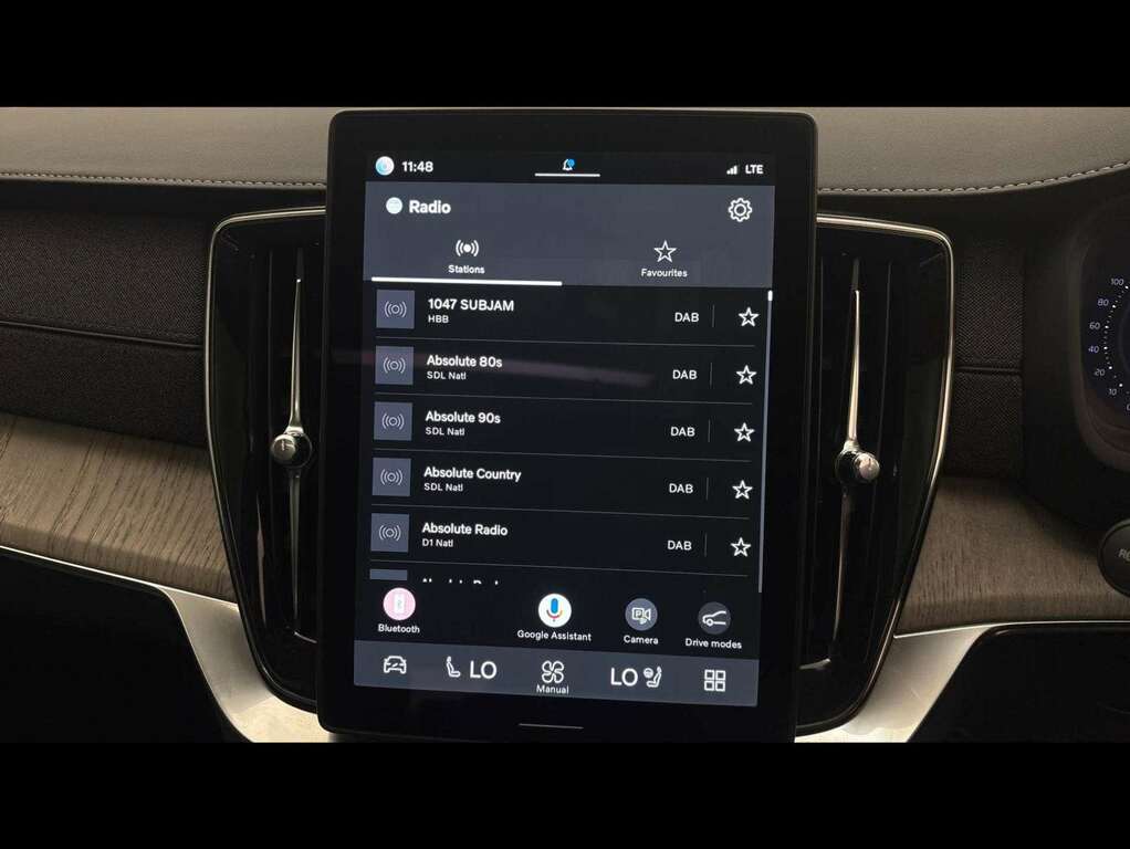Volvo XC90 Ultra Blue #30