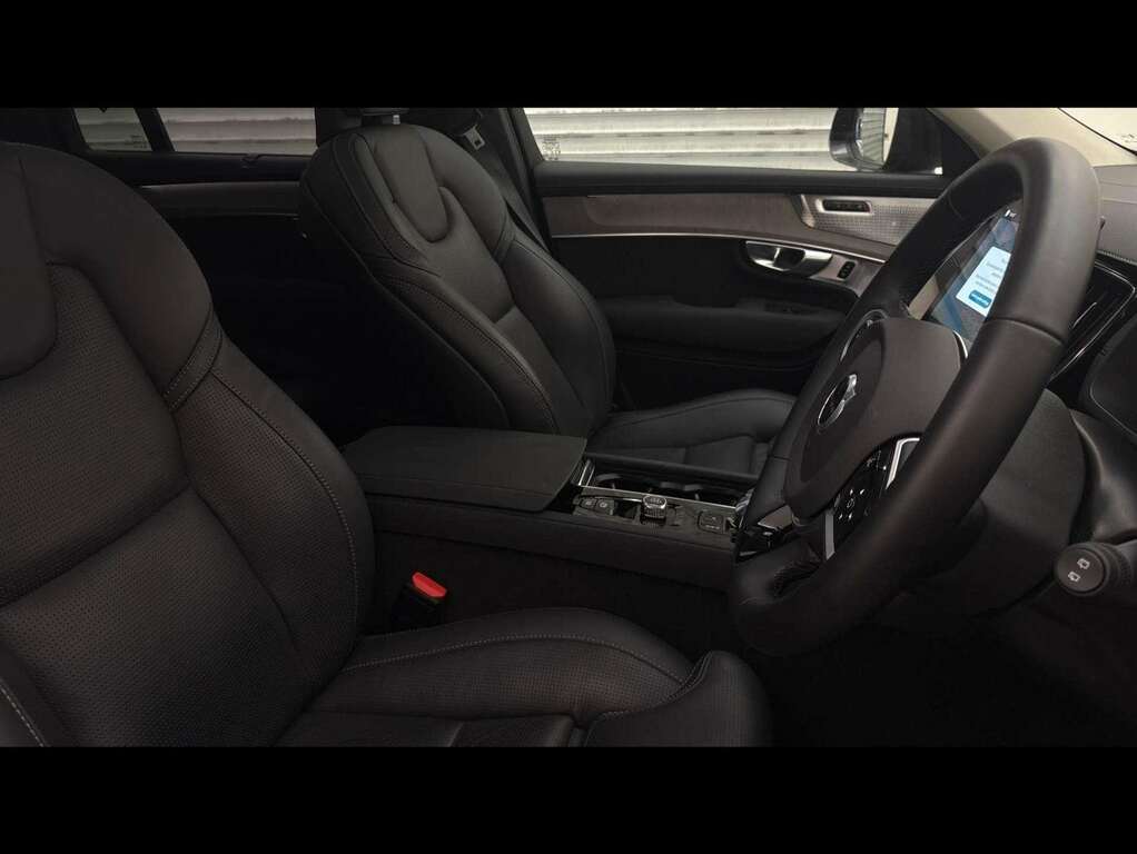 Volvo XC90 Ultra Blue #35