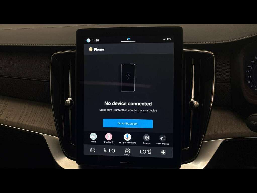 Volvo XC90 Ultra Blue #31