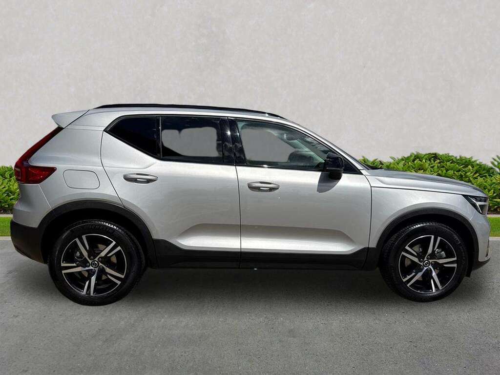 Volvo XC40 2.0 B3p Plus Dark Silver #3