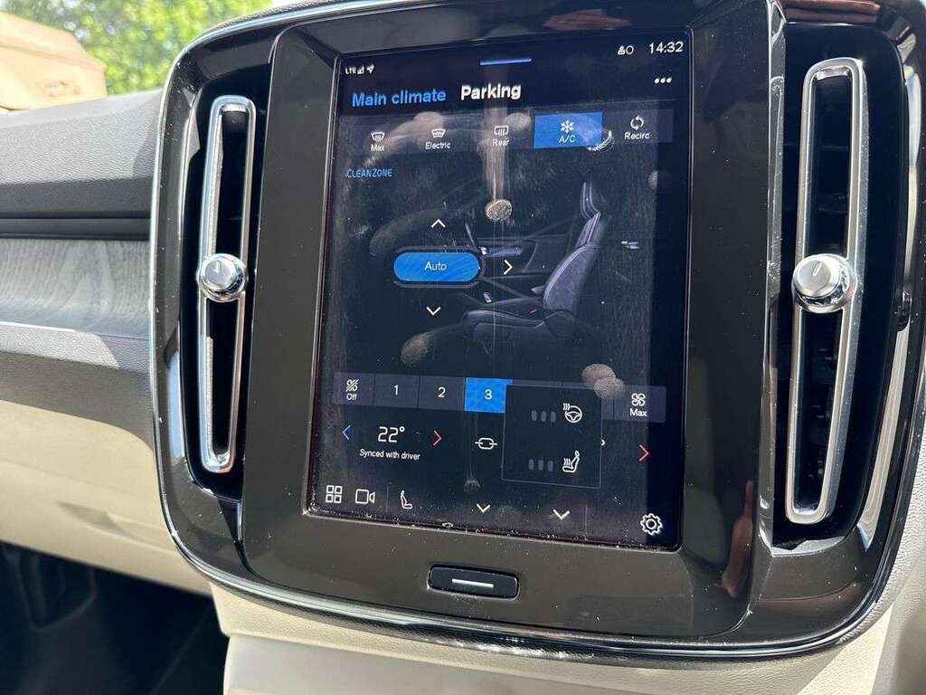 Volvo XC40 Suv Blue #25