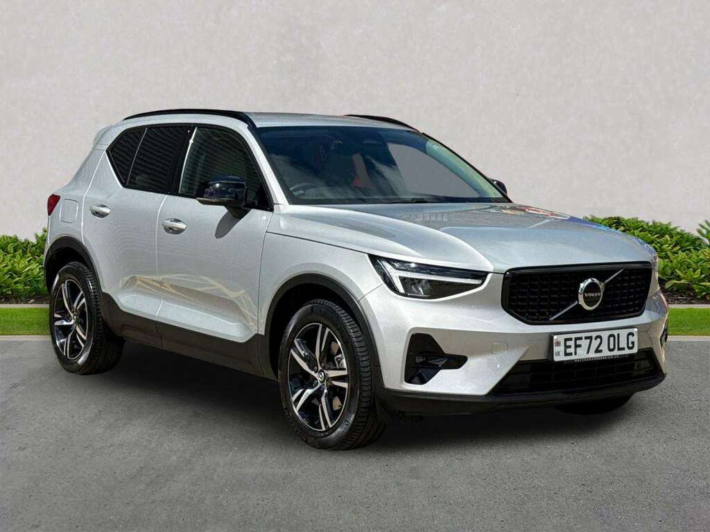 Volvo XC40 2.0 B3p Plus Dark Silver