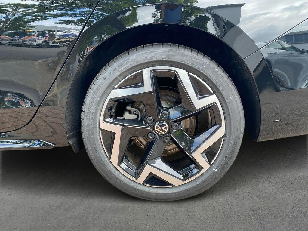 Volkswagen Passat 1.5 Etsi Mhev R-line Estate Hybrid Dsg Black #6