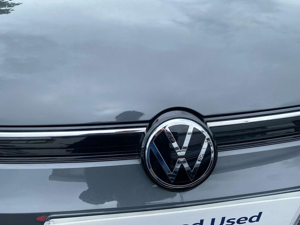 Volkswagen e-Golf 1.5 Tsi Ehybrid 19.7Kwh Match Hatchback Black #32