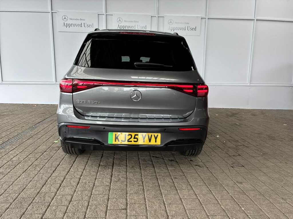 Mercedes-Benz EQB Eqb 250 140Kw Urban Edition 70.5Kwh Grey #4