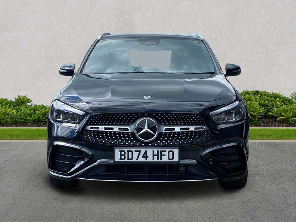 Mercedes-Benz GLA Class Gla 200 Amg Line Premium Black #5