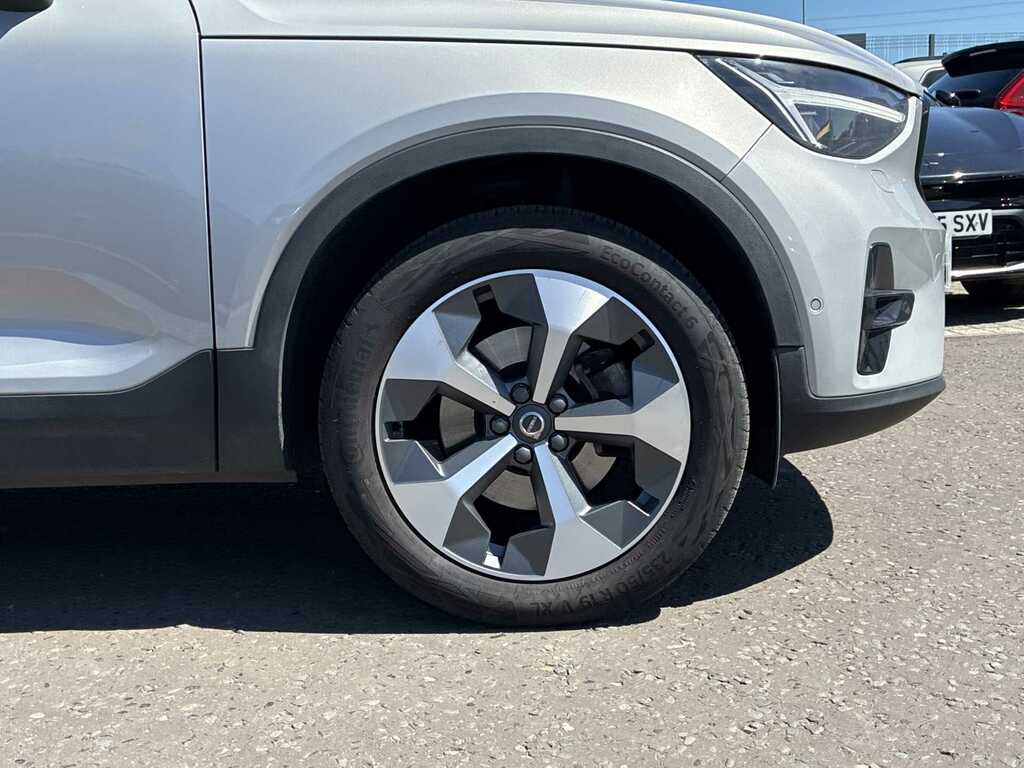 Volvo XC40 2.0 B4p Ultimate Dark RV73NYL Silver #6