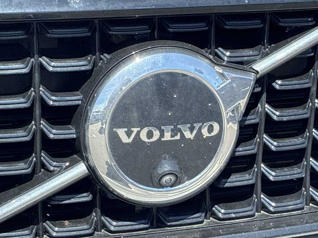 Volvo XC40 2.0 B4p Ultimate Dark RV73NYL Silver #3