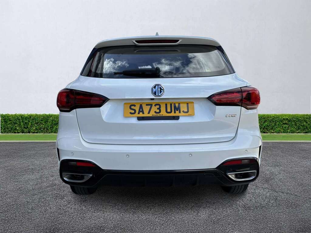 MG HS 1.5 T-gdi Se Dct White #4