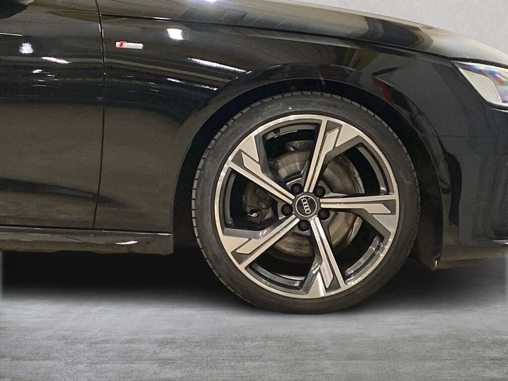 Audi A4 2.0 Tdi 35 Black Edition Saloon S Troni Black #6