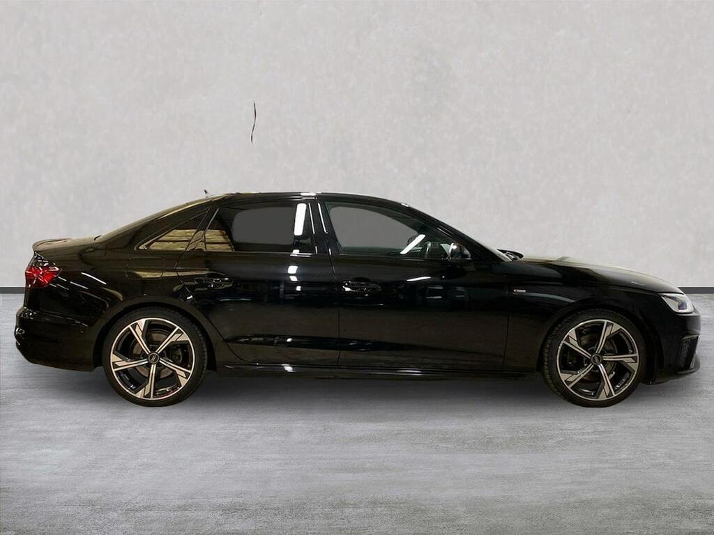 Audi A4 2.0 Tdi 35 Black Edition Saloon S Troni Black #3