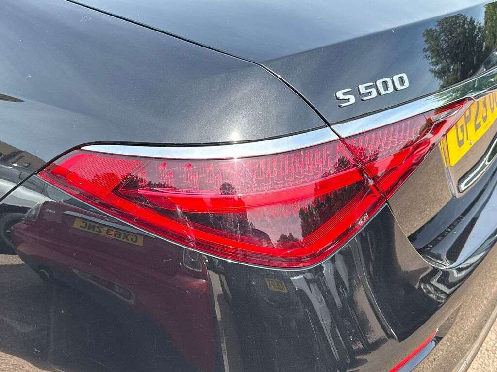 Mercedes-Benz S Class Saloon Black #36