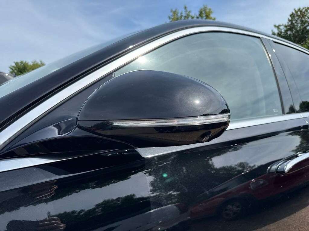 Mercedes-Benz S Class Saloon Black #38