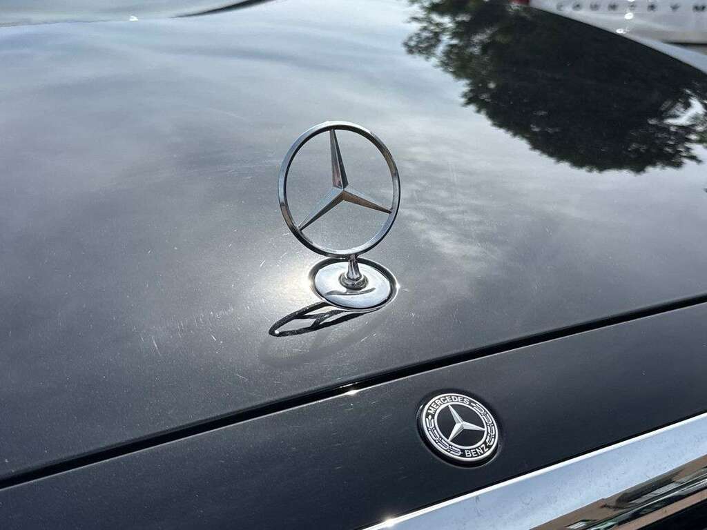 Mercedes-Benz S Class Saloon Black #33