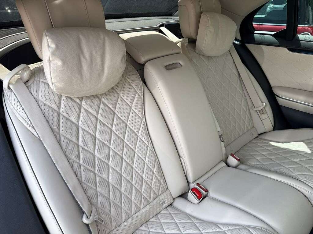 Mercedes-Benz S Class Saloon Black #16