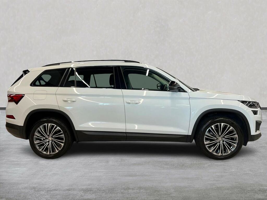 Skoda Kodiaq 1.5 Tsi Act Se L Executive Suv Dsg Euro White #3