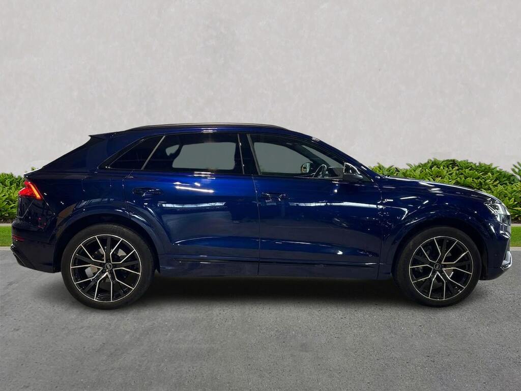 Audi Q8 3.0 Tfsi V6 55 Black Edition Suv Tiptro Blue #3