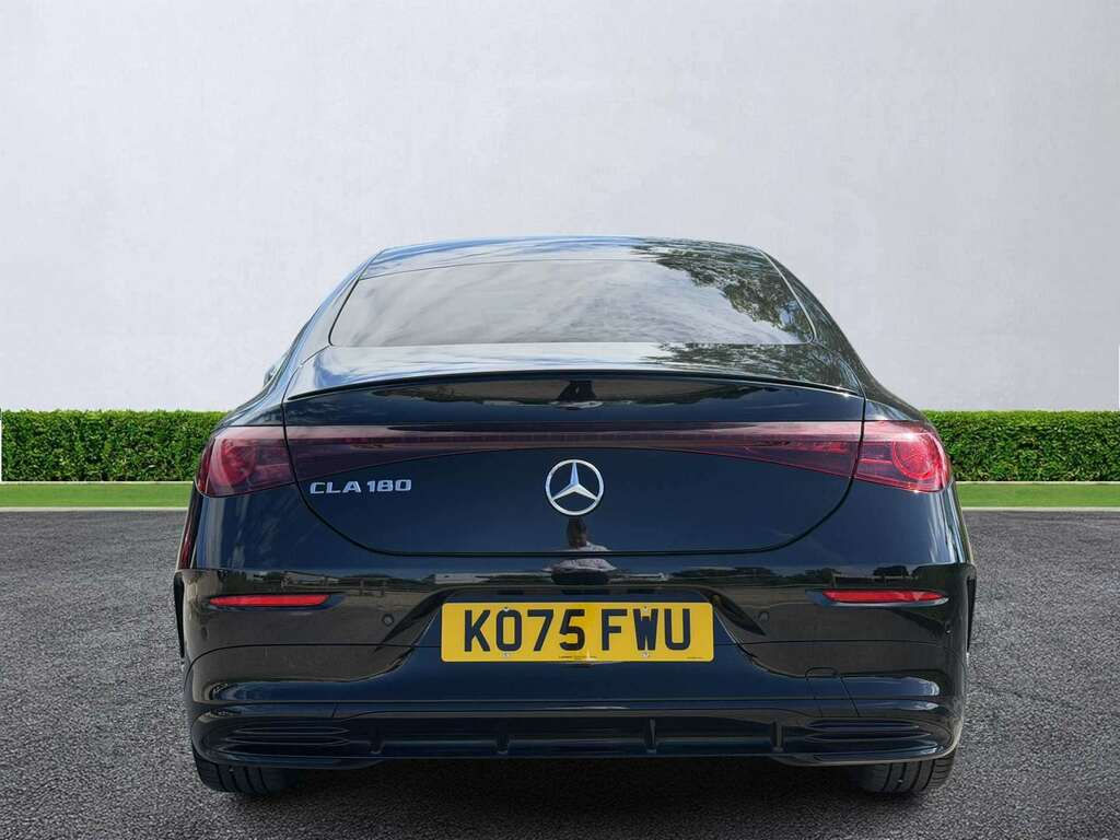 Mercedes-Benz CLA Class Cla 180 Amg Line Premium Plus Black #4