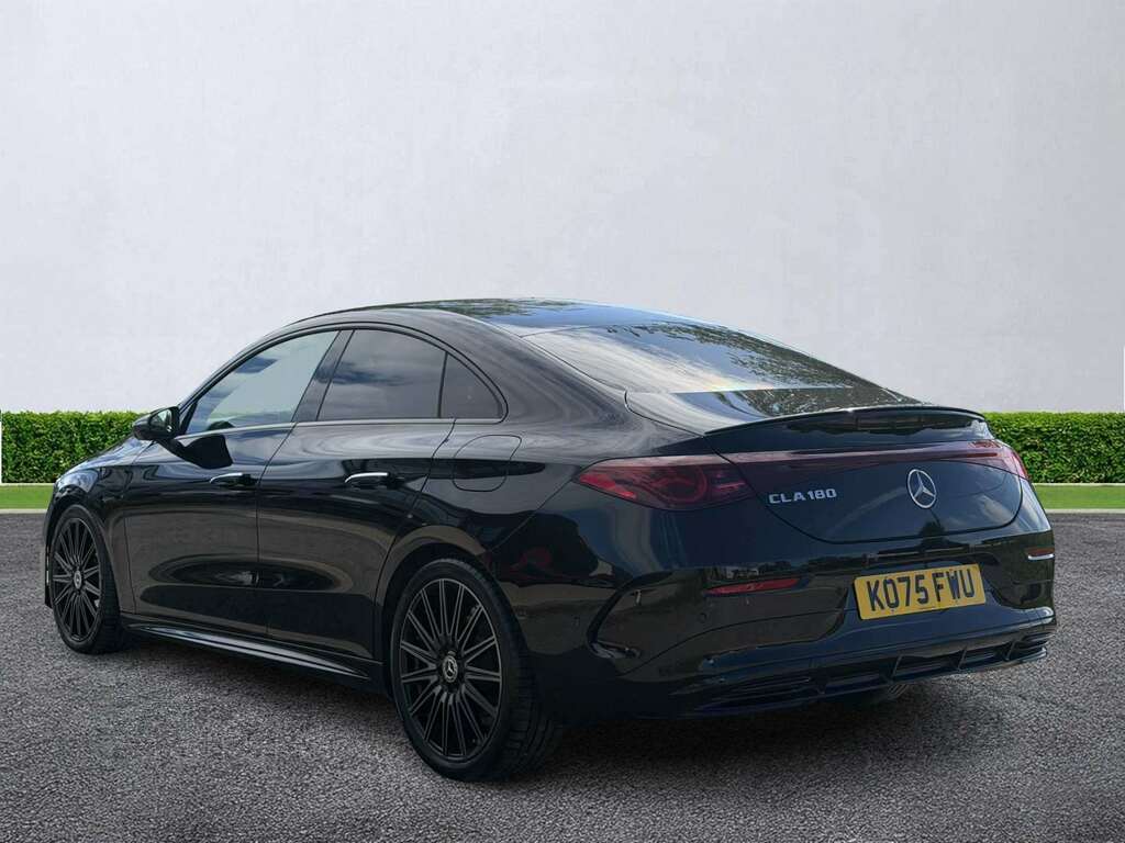 Mercedes-Benz CLA Class Cla 180 Amg Line Premium Plus Black #5