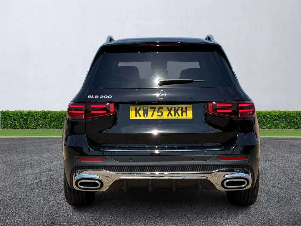 Mercedes-Benz GLB Class Glb 200 Amg Line Executive 7G-tronic Black #4