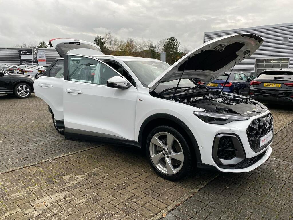 Audi Q5 2.0 Tdi Quattro Launch Edition S Tronic Grey #40