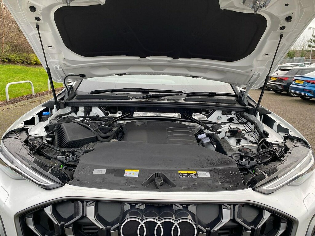 Audi Q5 2.0 Tdi Quattro Launch Edition S Tronic Grey #39