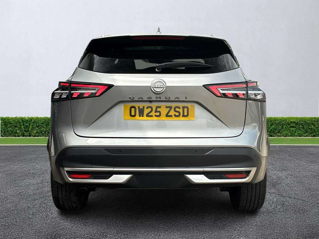 Nissan Qashqai 1.3 Dig-t Mh Tekna OW25ZSD Silver #4