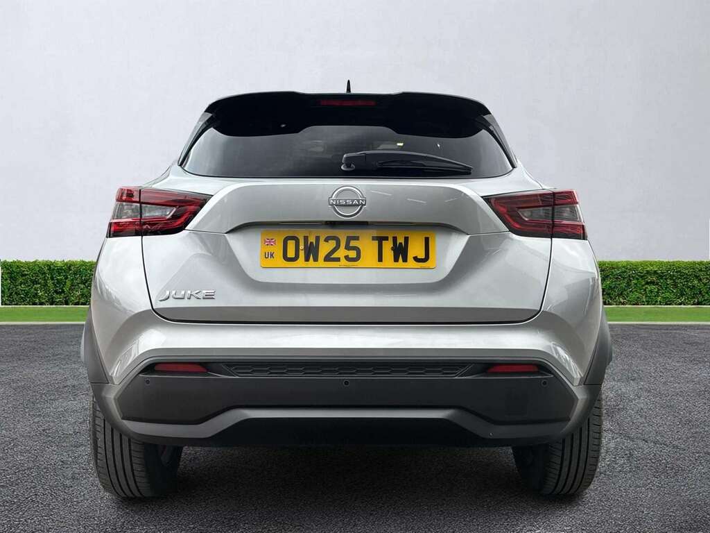 Nissan Juke 1.0 Dig-t N-connecta Silver #4