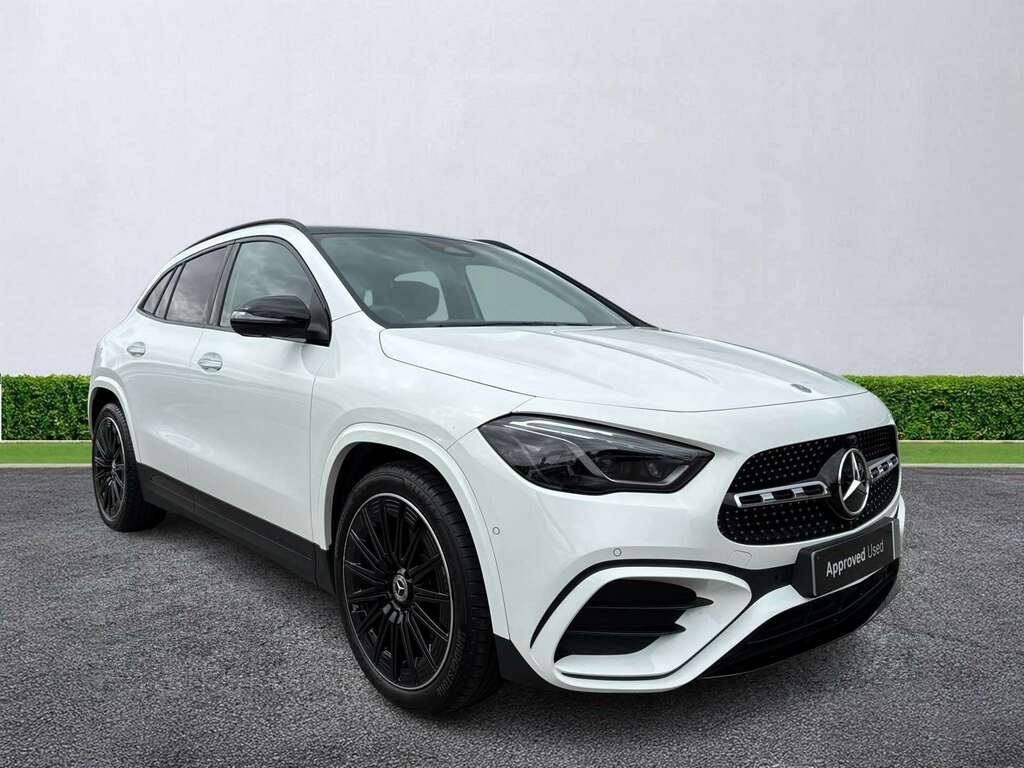 Mercedes-Benz GLA Class Gla 220D 4Matic Amg Line Premium Plus White