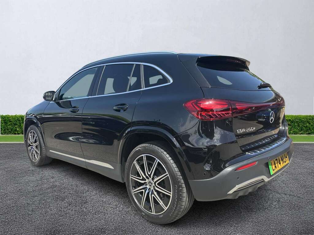 Mercedes-Benz EQA Eqa 250 140Kw Amg Line Executive 70.5Kwh Black #2