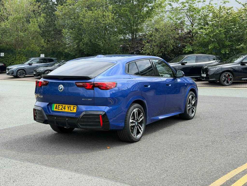 BMW iX2 230Kw Xdrive30 M Sport 65Kwh Blue #3