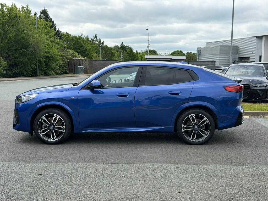 BMW iX2 230Kw Xdrive30 M Sport 65Kwh Blue #5