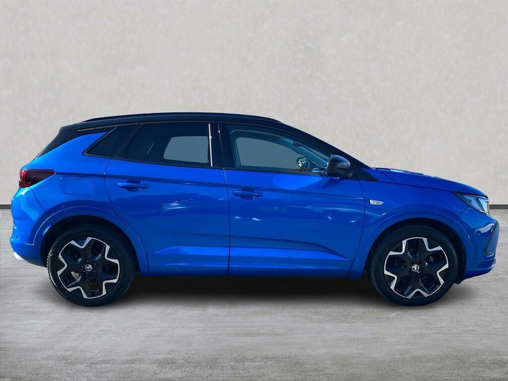 Vauxhall Grandland 1.5 Turbo D Ultimate Blue #3