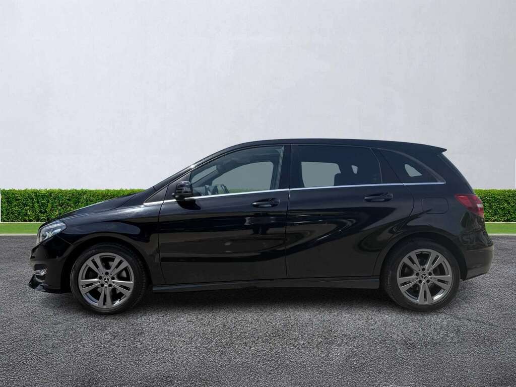 Mercedes-Benz B Class B200 Exclusive Edition Plus Black #4