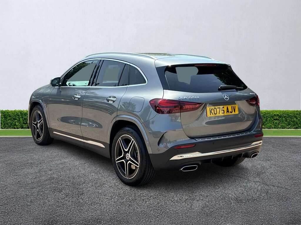Mercedes-Benz GLA Class Gla 220D 4Matic Amg Line Executive Grey #2