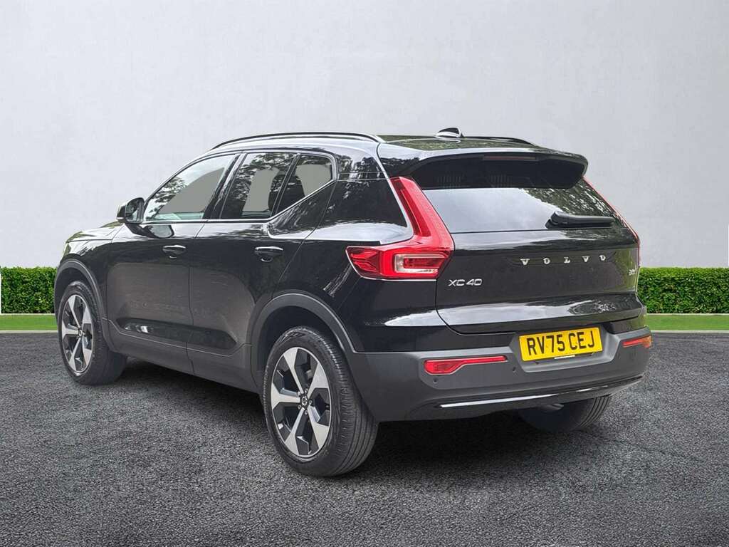 Volvo XC40 2.0 B3p Plus Dark RV75CEJ Black #5