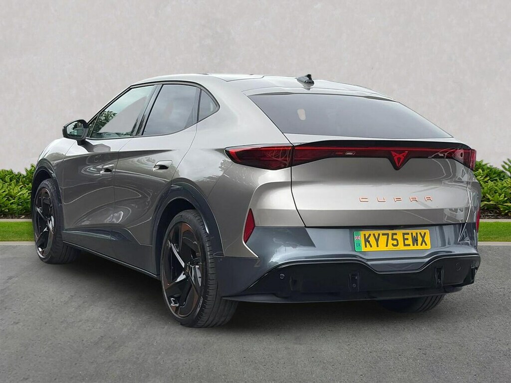 Cupra Tavascan Tavascan 210Kw V2 77Kwh Estate Beige #2