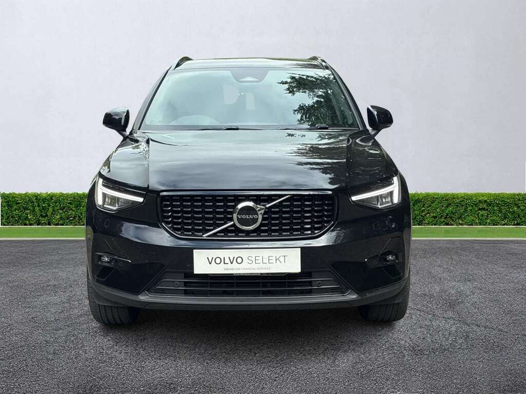 Volvo XC40 2.0 B4p Plus Dark OY75LKM Black #2