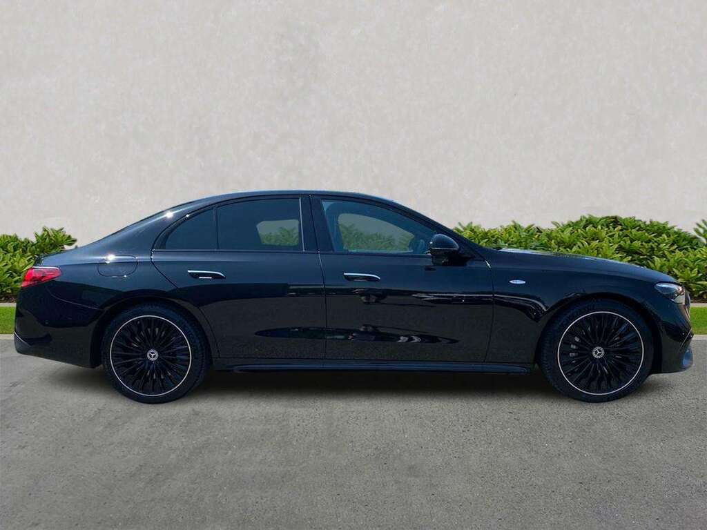Mercedes-Benz E Class E300e Urban Edition 9G-tronic Black #3