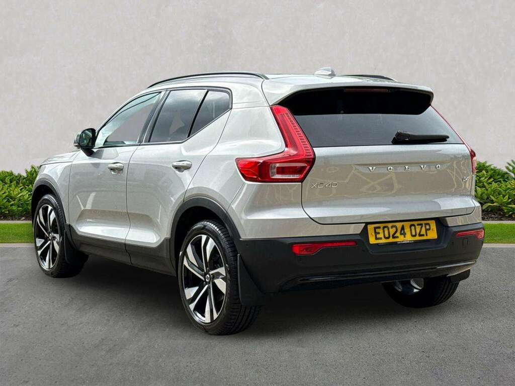 Volvo XC40 2.0 B4p Ultimate Dark EO24OZP Silver #2