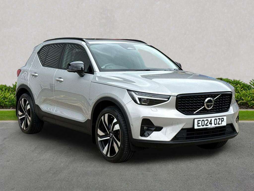 Volvo XC40 2.0 B4p Ultimate Dark Silver