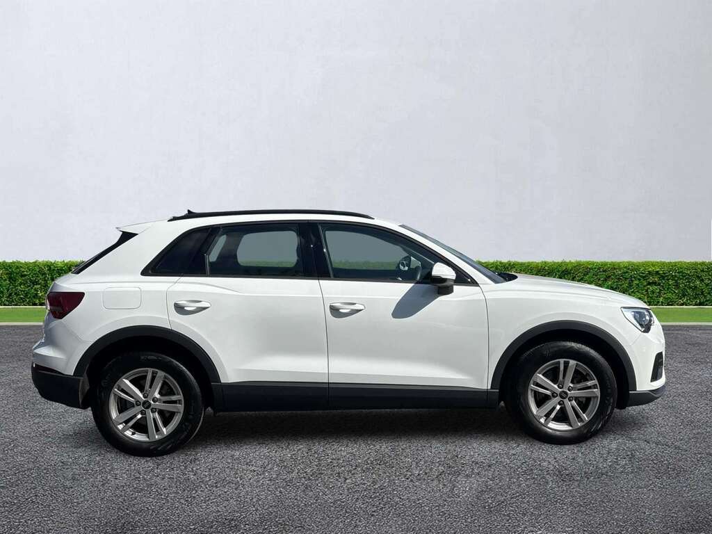 Audi Q3 35 Tfsi Technik S Tronic White #3