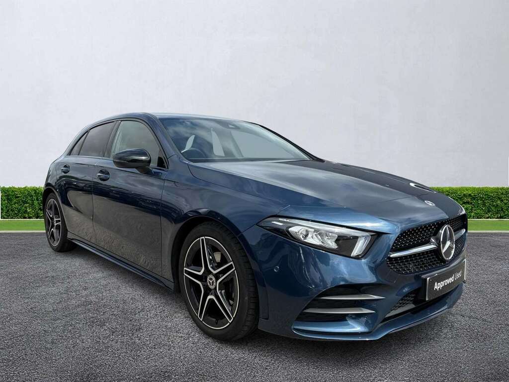 Mercedes-Benz A Class A180 Amg Line Executive DP22TVC Blue