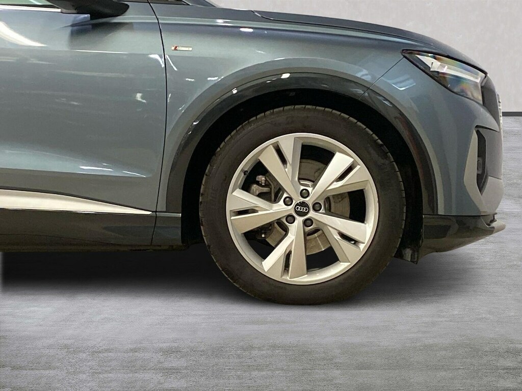 Audi Q4 E Tron 50 S Line Suv Quattro 82Kwh 299 Blue #6