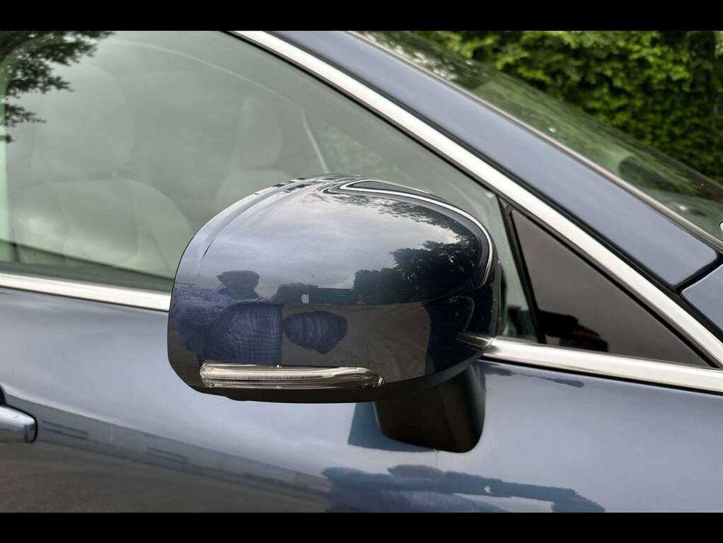 Volvo XC60 Momentum Blue #37
