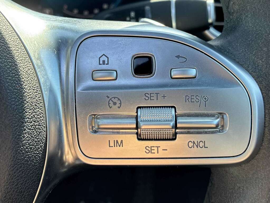 Mercedes-Benz C Class 220D 2.0 Amg Line Edition Blue #24