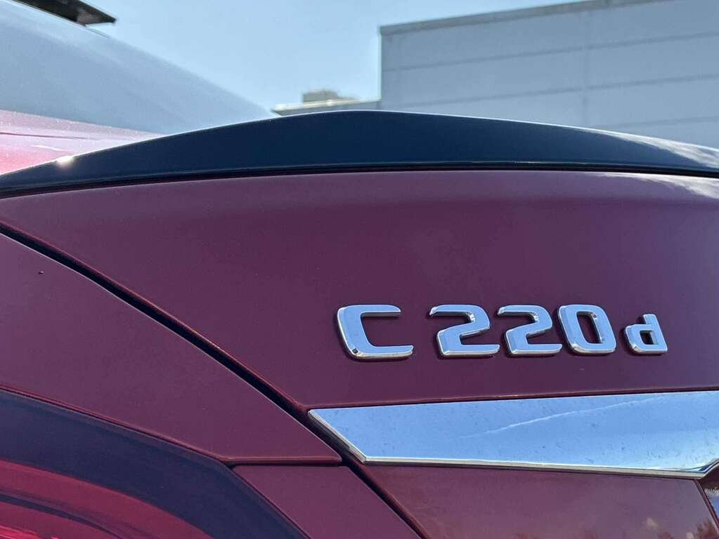 Mercedes-Benz C Class 220D 2.0 Amg Line Edition Blue #36