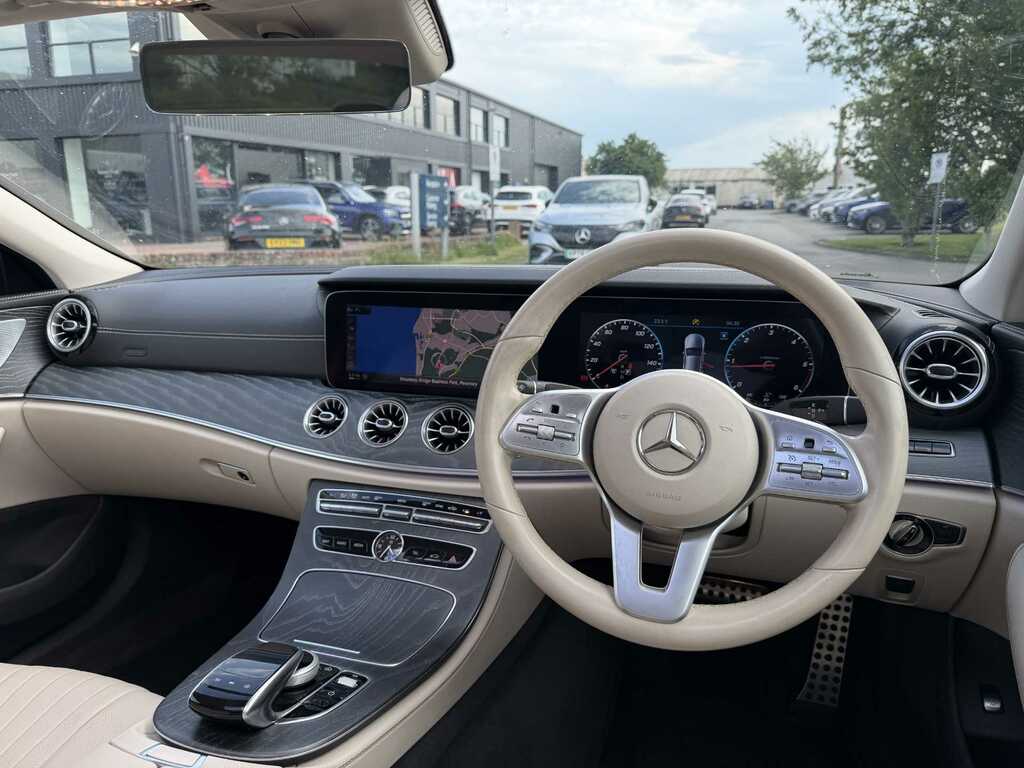 Mercedes-Benz CLS Amg Line Grey #15