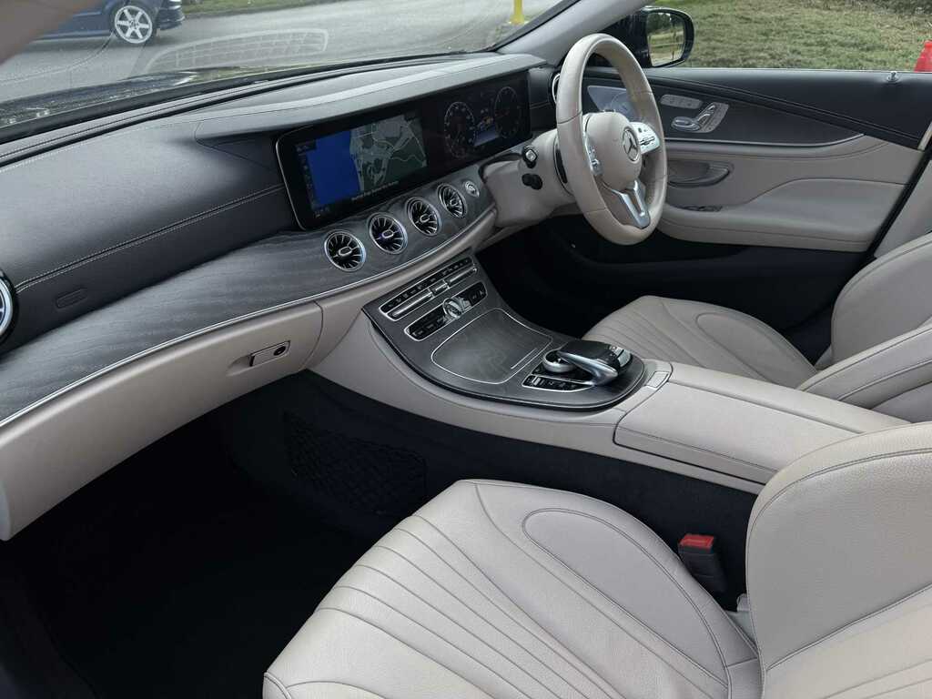 Mercedes-Benz CLS Amg Line Grey #22